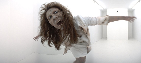 sony-virtual-reality-headset-3