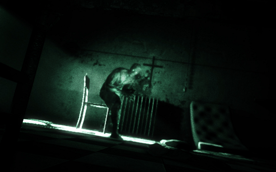 Outlast E3 Preview3