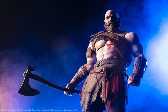 god of war kratos figure