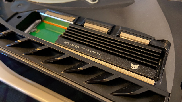 Corsair MP600 Pro LPX SSD Review