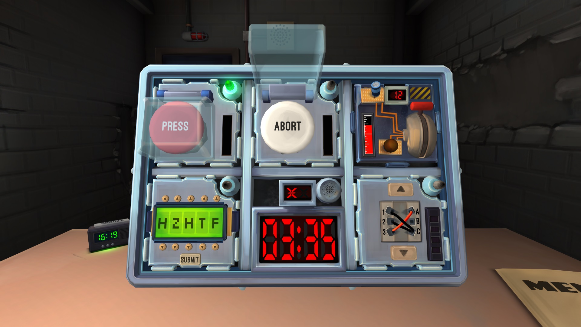 Keep Talking and Nobody Explodes