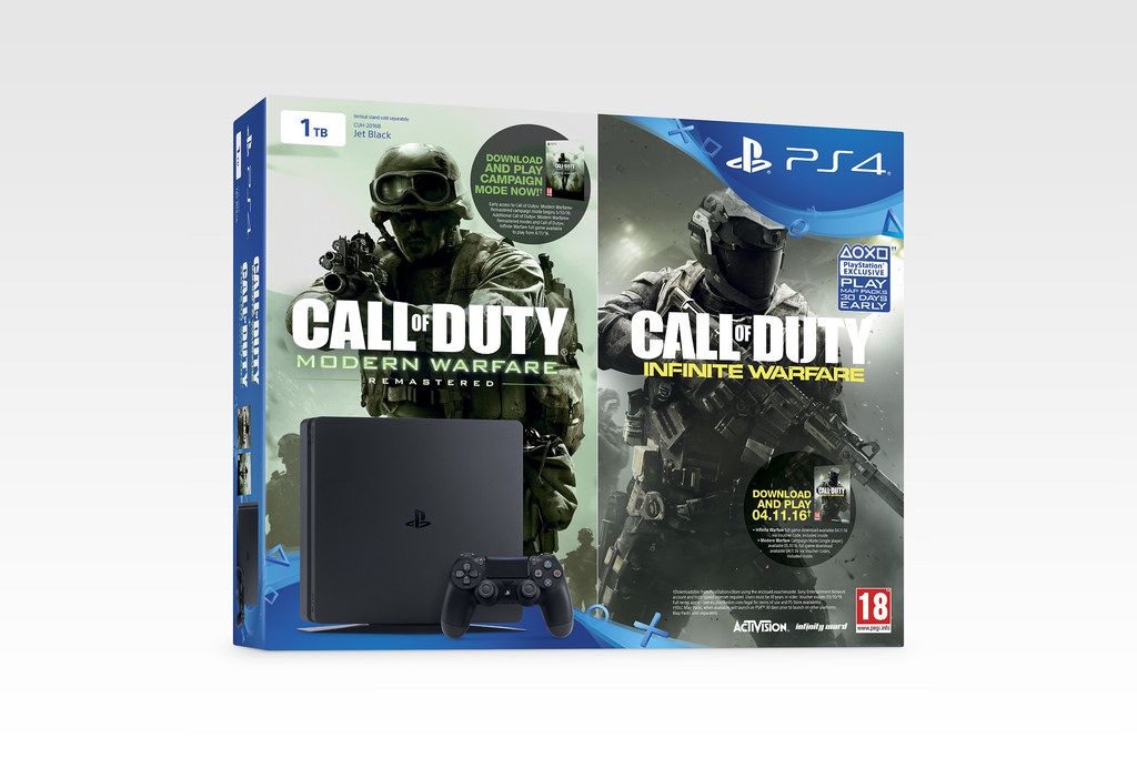 Call of Duty PS4 Slim Bundle 