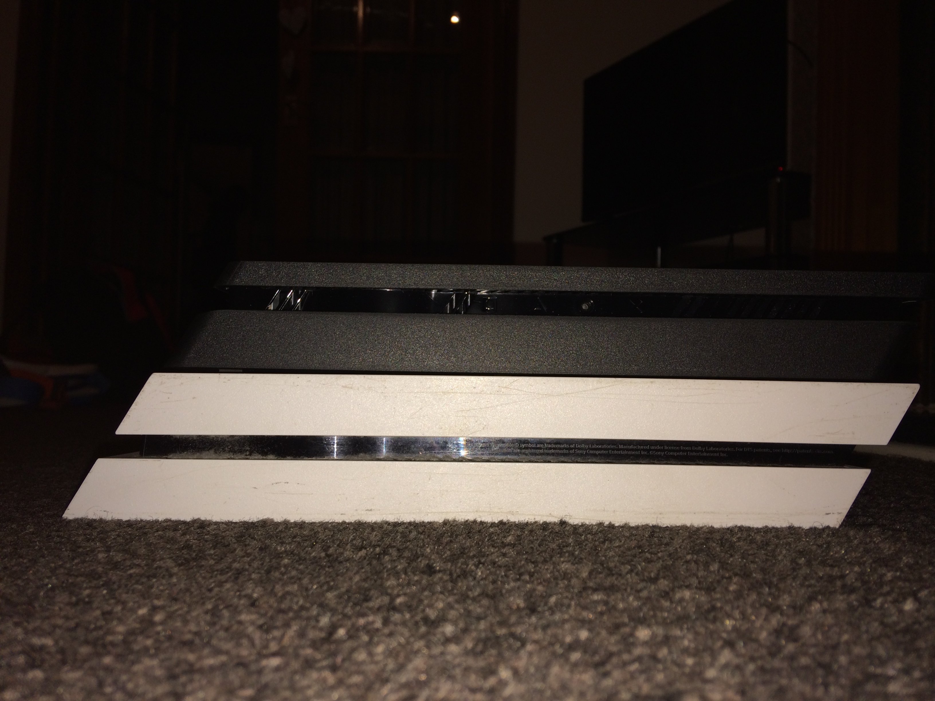 PS4 Slim Console Comparison