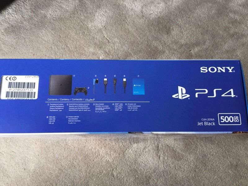 PS4 Slim Box Shot Top